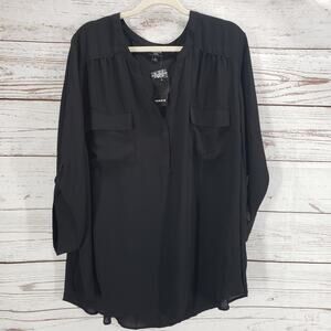 Torrid Harper New Women's Black V-Cut Roll Tab Sleeve Top Size 5